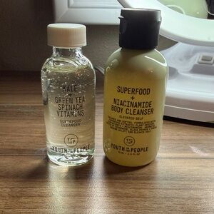 Youth To The People Superfood Niacinamide Body Cleanser - Green